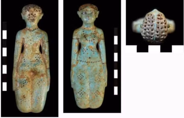 Giới nghiên cứu suy đoán khu mộ cổ này có thể là lăng mộ của một gia tộc trong nhiều thế hệ. Đây là khu mộ đầu tiên thuộc thời Trung vương quốc được phát hiện tại Bờ Tây Luxor.