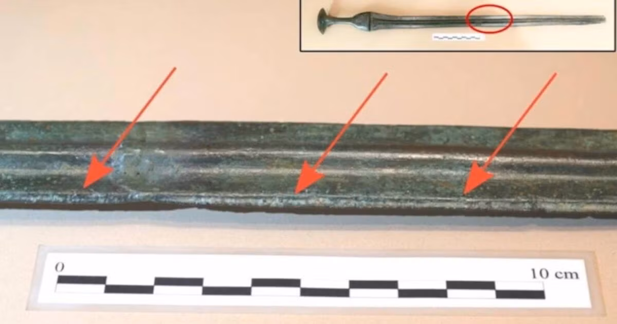 Trong nghiên cứu mới vừa được công bố trên tạp chí Archaeological and Anthropological Sciences, nhóm chuyên gia do nhà khảo cổ học Laura Perelló Mateo dẫn đầu đã công bố những phát hiện mới về các thanh kiếm thời Đồ đồng có niên đại khoảng 3.000 tuổi.