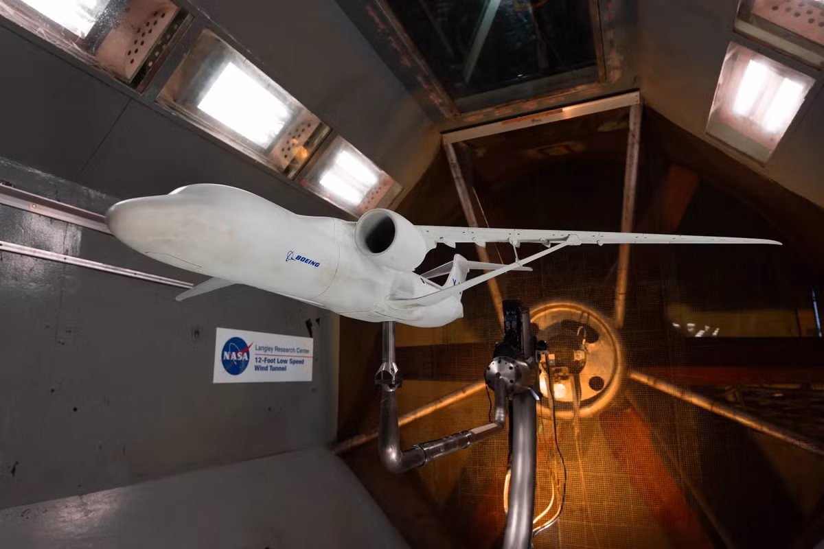 Các chuyên gia tại Viện Công nghệ Georgia sẽ tập trung vào công nghệ bền vững, bao gồm nhiên liệu thay thế, hệ thống động cơ đẩy và cấu hình máy bay. Trong khi đó, JetZero sẽ khám phá công nghệ sử dụng hydro lỏng đông lạnh làm nhiên liệu để giảm phát thải khí nhà kính. Ảnh: NASA/Ryan Hill.