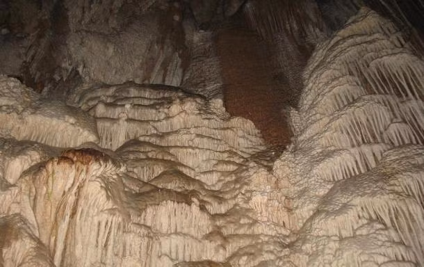 Người dân địa phương đã biết đến sự tồn tại của hang Talgua qua nhiều thế hệ. Tuy nhiên, khu vực tìm thấy những thi hài "phát sáng" chỉ được biết đến vào năm 1994.