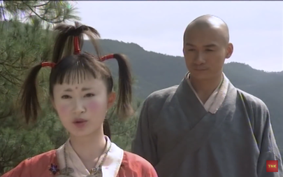 Trong một lần cải lão, Thiên Sơn Đồng Lão bị Lý Thu Thủy phá hoại dẫn tới tẩu hỏa nhập ma. Theo đó, cơ thể của Thiên Sơn Đồng Lão mãi ở hình dáng của một thiếu nữ. Ảnh trong bài mang tính minh họa.