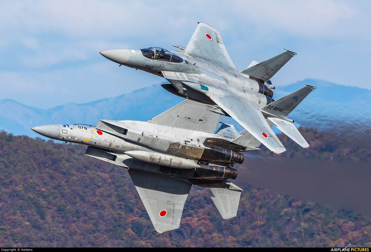 "Mặc dù Nga có Su-35 và MiG-31 được trang bị radar tầm xa nhưng độ chính xác của chúng không thể so sánh với radar AESA vì chỉ là loại quét thụ động (PESA) lạc hậu hơn nhiều, chưa kể phạm vi hiệu quả kém xa cự ly tối đa".