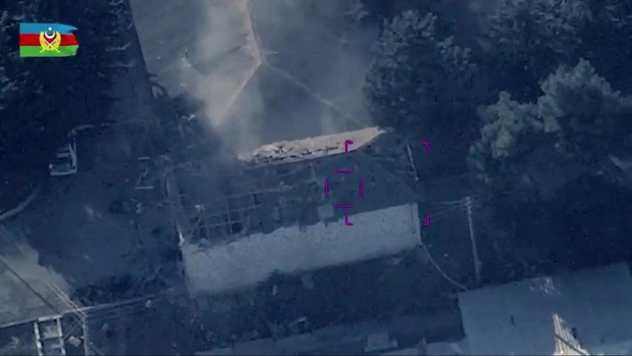 Như vậy sau S-300PS, lại có thêm một hệ thống tên lửa phòng không do Nga chế tạo bị máy bay không người lái vũ trang Bayraktar TB2 do Thổ Nhĩ Kỳ sản xuất tiêu diệt.