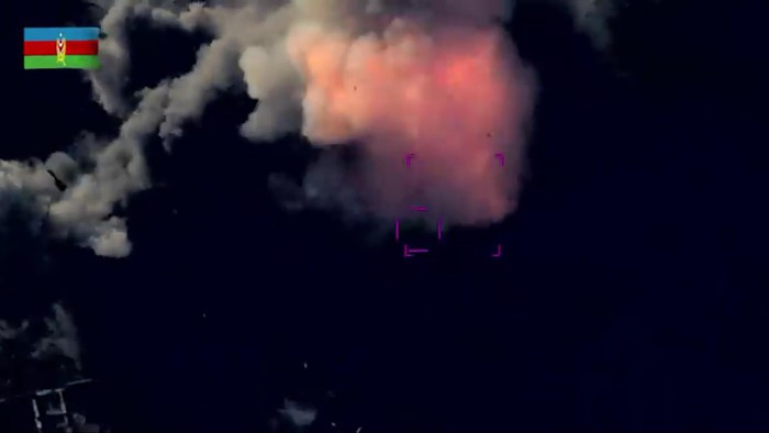 Nếu trước đó Nga giải thích rằng việc S-300PS bị UAV Bayraktar TB2 phá hủy bởi đây là vũ khí chuyên dành cho đánh tầm cao, nhưng trong sự việc mới nhất thì chưa rõ Moskva bình luận gì khi vũ khí chuyên chống UAV lại bị chính UAV tiêu diệt.