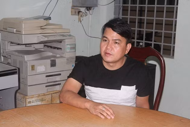 Đồng Nai: Triệt phá sòng bạc khủng trong rừng tràm, thu 500 triệu - Hình 3 Dong Nai: Triet pha song bac khung trong rung tram, thu 500 trieu-Hinh-3