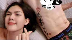 Hot boy U22 lo anh nong bong voi Ngoc Trinh, xam tro day nguoi