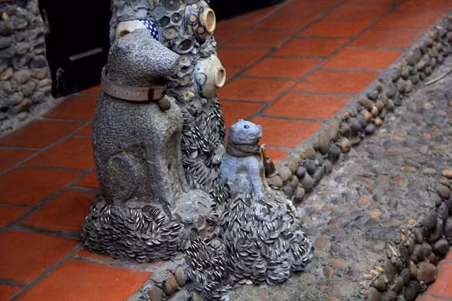 Ngoi nha gan hang nghin co vat cua nguoi nong dan me do co-Hinh-3