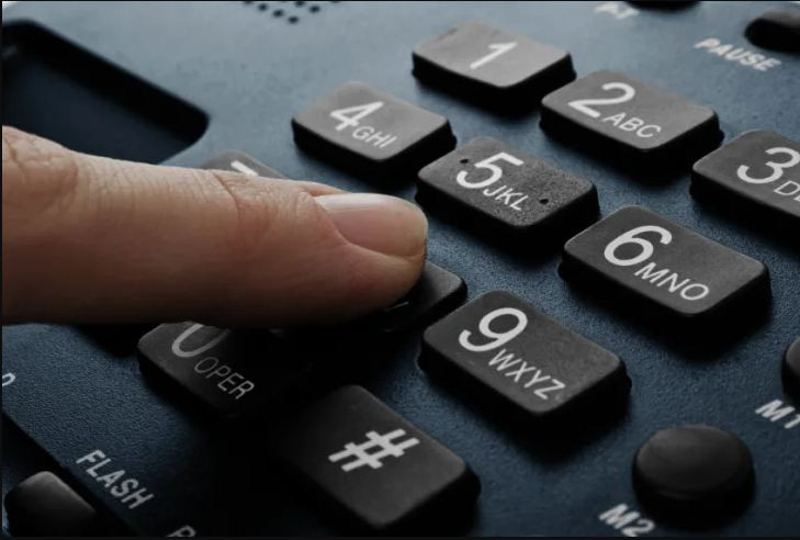 Sau khi sở hữu số điện thoại trên, ông Grashow qua đời vì căn bệnh ung thư năm 2001. Lúc ấy, ông 48 tuổi.