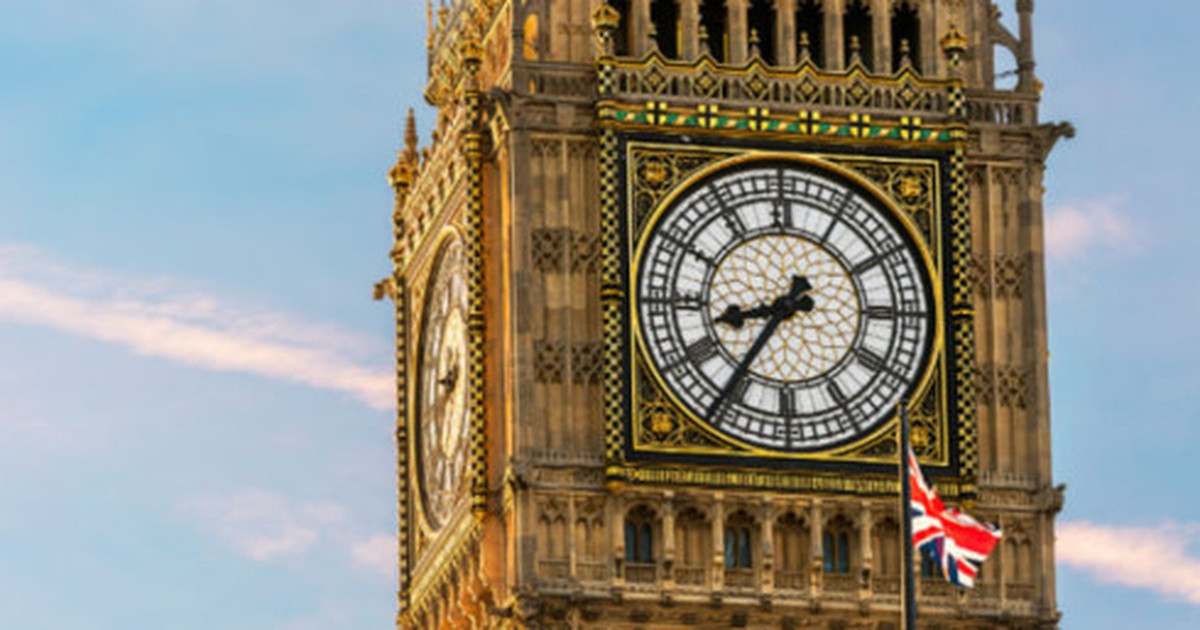 Lý do tháp đồng hồ Big Ben bị nghiêng có một số điểm tương đồng giống tháp nghiêng Pisa nổi tiếng của Italy.