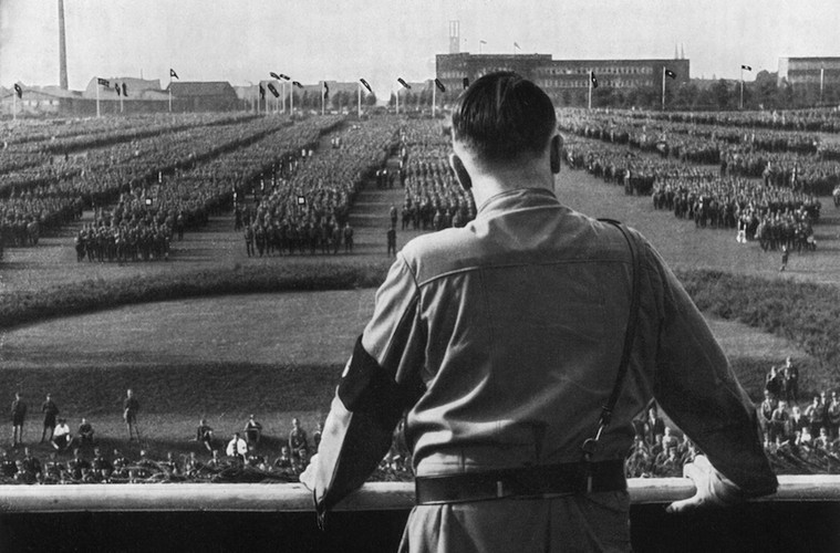 Đây thực chất là một loại chất gây nghiện. Ban đầu, binh sĩ phát xít Đức cho rằng Pervitin giống cà phê mà không hay biết đây là một loại ma túy đá.