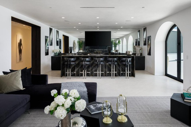 Nội thất sang trọng trong căn biệt thự trị giá 100 triệu USD.