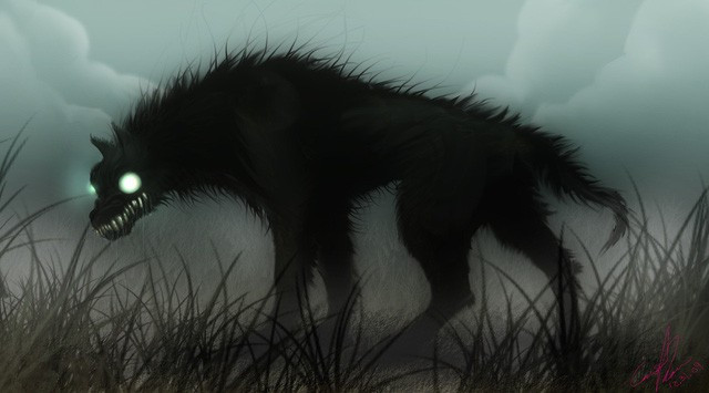 Black Shuck có những răng nanh đen lớn với đôi mắt đỏ ngầu. Đôi khi, mắt của nó chuyển sang màu xanh lá cây như mắt mèo.