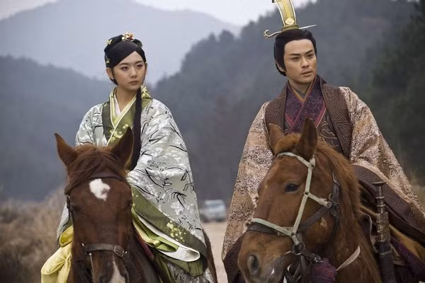 Vì vậy, Câu Tiễn không ngần ngại dâng tặng Tây Thi cho Phù Sai để có thể đạt được mục tiêu là tiêu diệt Ngô Vương.