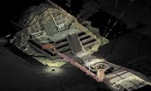 Vào giữa năm 2017, các nhà khảo cổ phát hiện một đường hầm bí mật bên dưới kim tự tháp Mặt Trăng nổi tiếng thế giới.