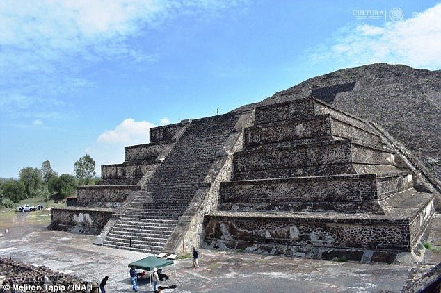 Thành phố cổ Teotihuacan được người Toltec xây dựng khoảng năm 100 trước Công nguyên.