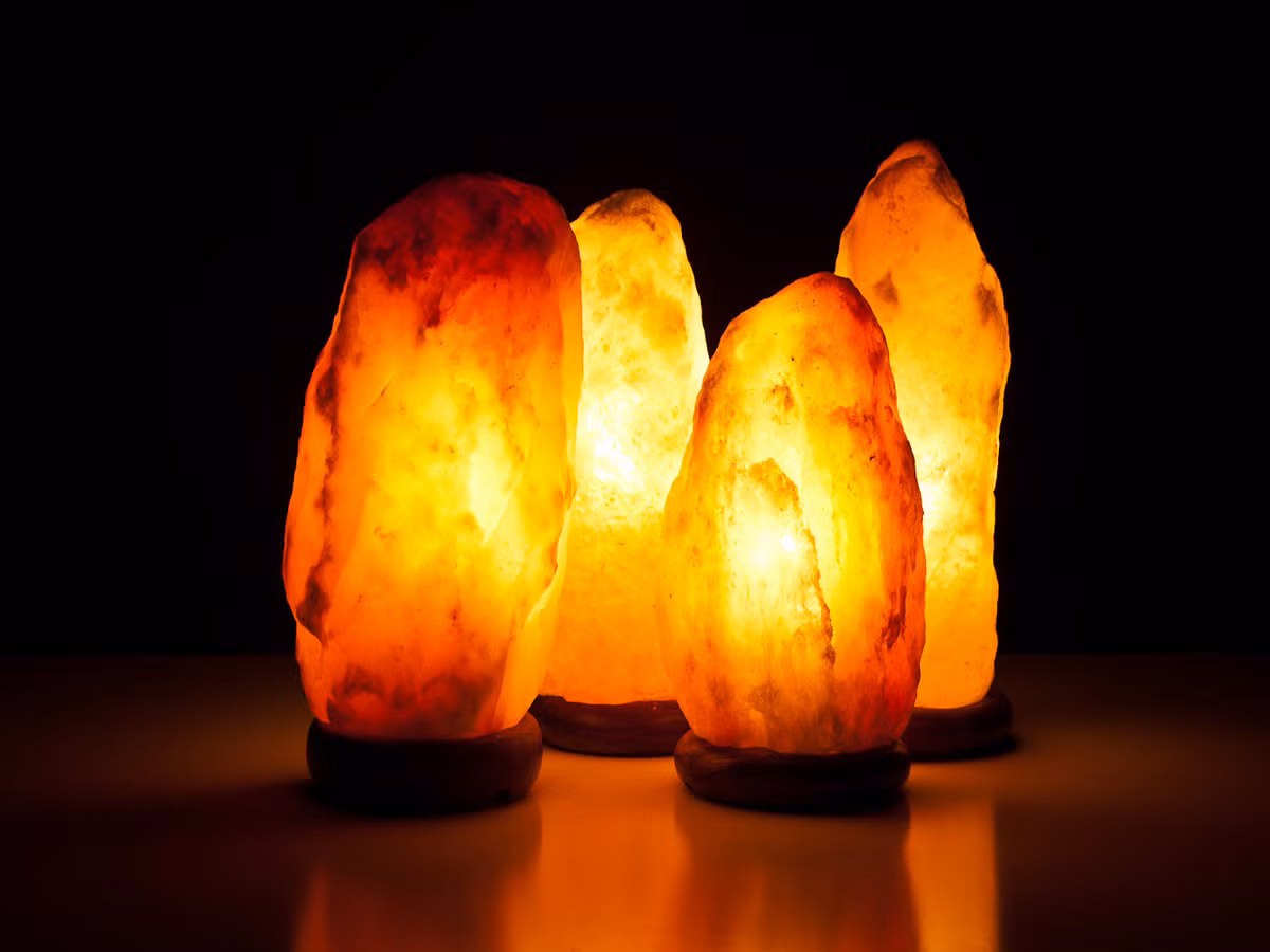 Đèn sưởi đá muối Himalaya. Nguồn: internet.