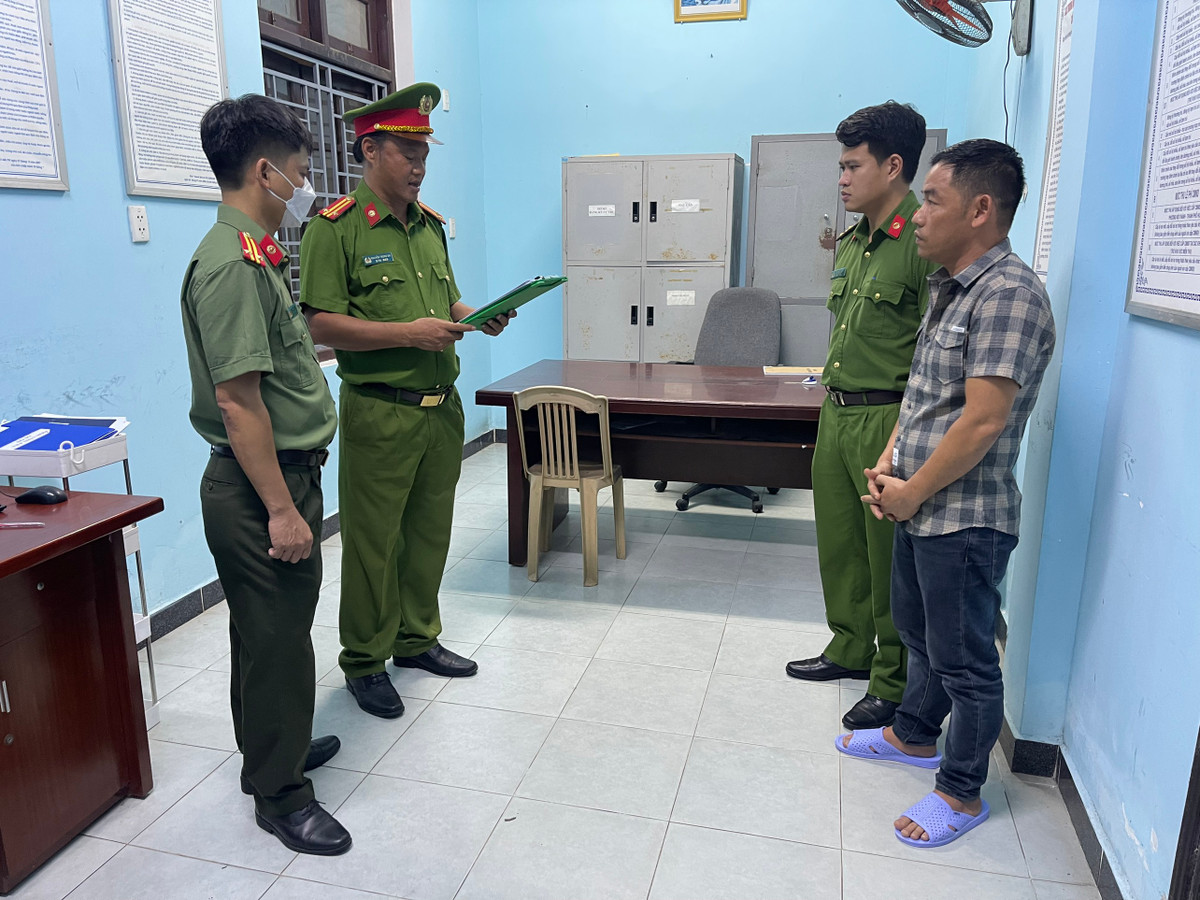 Bắt đường dây cá độ bóng đá mùa WC 2022 hàng chục tỷ đồng - Hình 2 Bat duong day ca do bong da mua WC 2022 hang chuc ty dong-Hinh-2