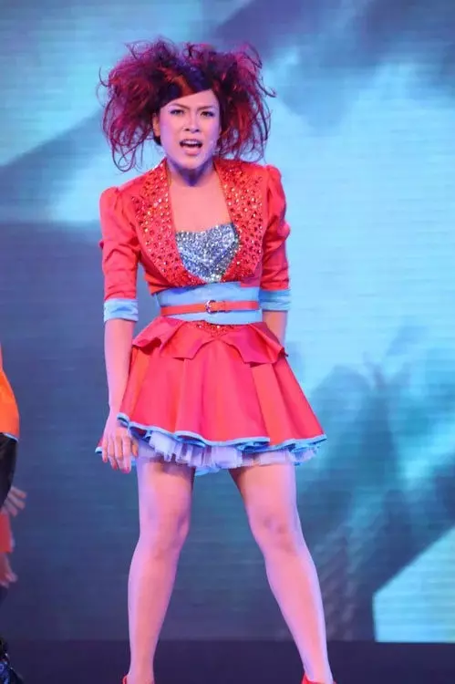 My Tam ngay cang thang hang trong phong cach trinh dien va thoi trang-Hinh-9