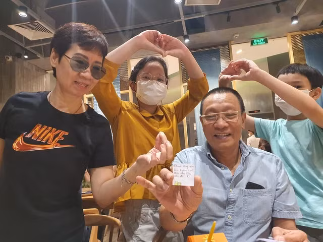 Cuoc song cua MC Lai Van Sam tuoi 65 trong can nha 40m2-Hinh-3