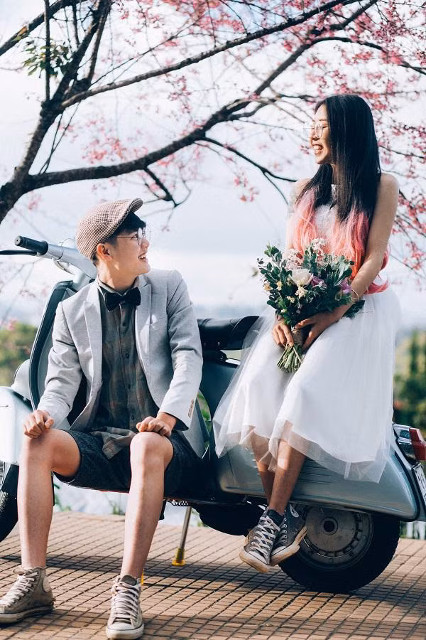 ‘Mình nhớ nhất có lần cả hai chơi game trận quyết đấu thăng hạng thì Lực cố tình chơi thua để trêu mình, vậy là mình giận dỗi đùng đùng tắt máy bỏ về chẳng thèm nói câu nào luôn' - Thảo vui vẻ kể.