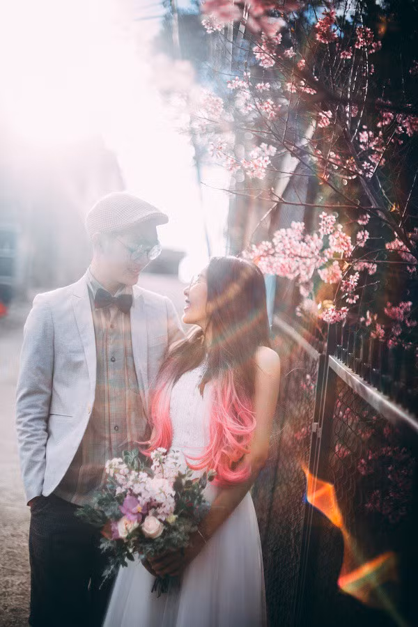 Thậm chí cô nàng đã cố tạo khoảng cách và tránh gặp mặt nhưng Lực vẫn luôn âm thầm quan tâm và dõi theo. ‘Có những hôm mình lặng lẽ đến chỗ cô ấy làm chỉ để lén nhìn một chút rồi về' - Lực chia sẻ thêm.