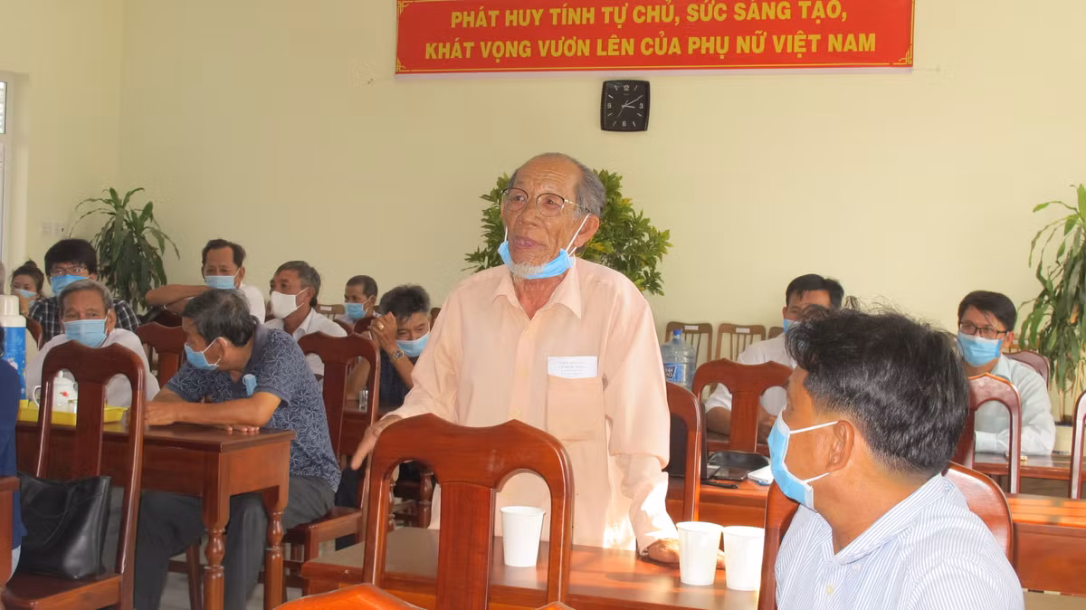 Hinh anh ngay dau tiep xuc cu tri cua ung vien DBQH - Chu tich VUSTA Phan Xuan Dung-Hinh-4