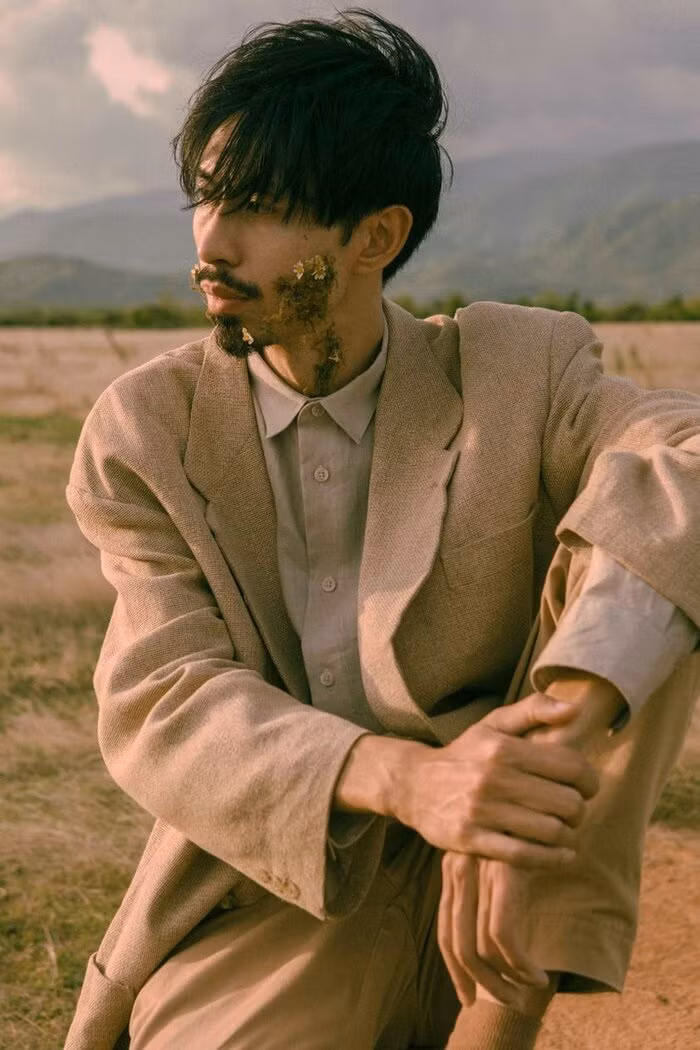 Mac Van Khoa khien dan mang “cuoi ngat” khi cosplay Den Vau phien ban “sieu lay sieu bua“-Hinh-6