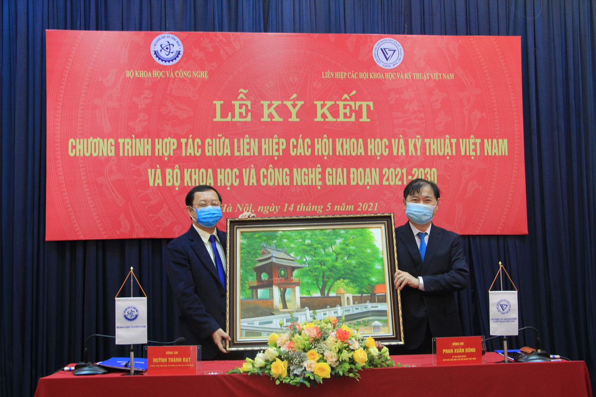VUSTA ky ket hop tac voi Bo Khoa hoc va Cong nghe-Hinh-4
