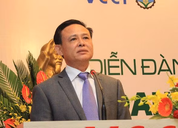 Theo đó, tại Quyết định 265/QĐ-TTg, Thủ tướng Chính phủ quyết định ông Hà Công Tuấn, Thứ trưởng Thường trực Bộ Nông nghiệp và Phát triển nông thôn, nghỉ hưu theo chế độ từ ngày 1/5/2021.