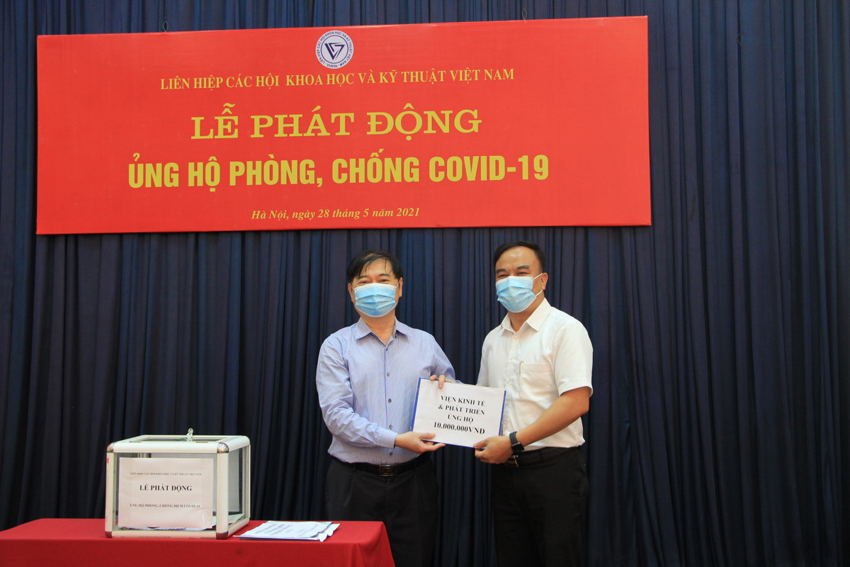 VUSTA chung tay cung ca nuoc huong ve tam dich Bac Giang, Bac Ninh-Hinh-6