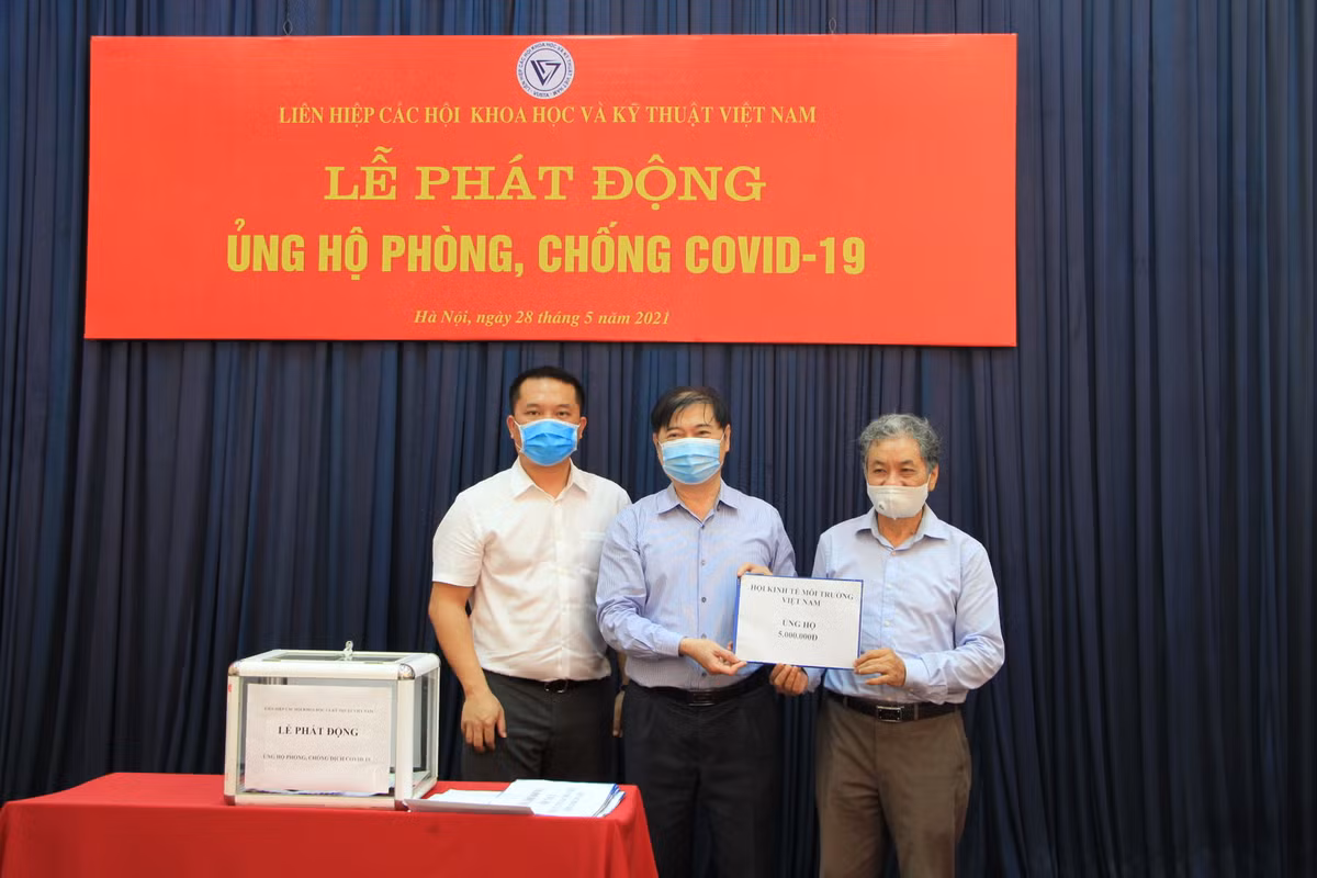 VUSTA chung tay cung ca nuoc huong ve tam dich Bac Giang, Bac Ninh-Hinh-8