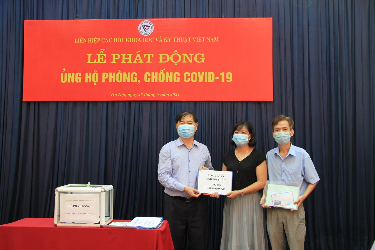 VUSTA chung tay cung ca nuoc huong ve tam dich Bac Giang, Bac Ninh-Hinh-12