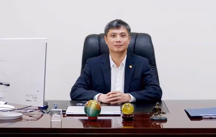  4. Ông Nguyễn Thanh Nam (SN 1977): Phó Bí thư Đảng ủy, Tổng Giám đốc Tổng Công ty Vận tải Hà Nội. Ông Nguyễn Thanh Nam có trình độ Thạc sĩ Quản trị kinh doanh; Cử nhân Kinh tế đầu tư; Cao cấp lý luận chính trị. Ông Nguyễn Thanh Nam trúng cử đại biểu HĐND TP. Hà Nội nhiệm kỳ 2021-2026 tại đơn vị bầu cử huyện Phú Xuyên.