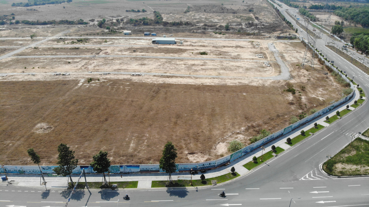 Ban Tuyên giáo cho biết đoàn thanh tra đã phát hiện những dấu hiệu vi phạm pháp luật liên quan đến việc góp vốn và chuyển nhượng vốn góp của Công ty 3/2. Do vậy, Ban Tuyên giáo đã chuyển hồ sơ vụ việc qua cho Cơ quan Cảnh sát điều tra Công an tỉnh Bình Dương tiếp tục điều tra để xử lý theo quy định.