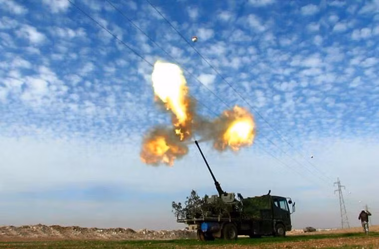 Phien quan IS bo tay hoan toan truoc may bay Nga