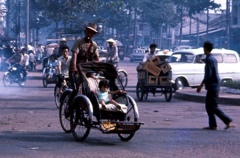 Loại hình xích lô phổ biến thời đó.