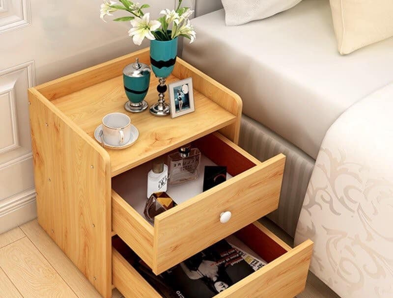 De vat nay trong ngan keo tu dau giuong, chong hai chet vo con