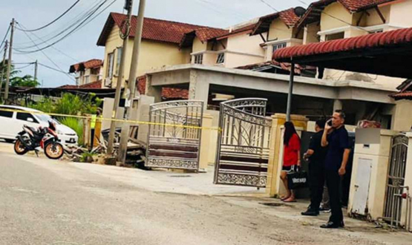 Sua nha ngui thay mui la, kiem tra kho phat hien dieu kinh di-Hinh-2