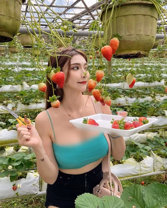 Victoria Aikyen chỉ kết hợp ăn uống lành mạnh và tập thể dục một cách khoa học.