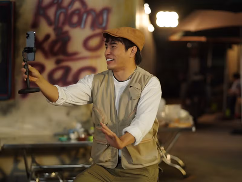 "Thánh livestream" Lê Dương Bảo Lâm từng đóng một số phim của Trấn Thành như Bố già, Nhà bà Nữ. Ảnh: Arttimes.