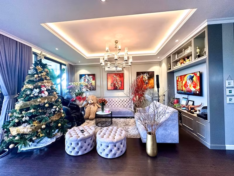 Nội thất trong biệt thự của Cao Thái Sơn sang trọng, trị giá khoảng 5 tỷ đồng.