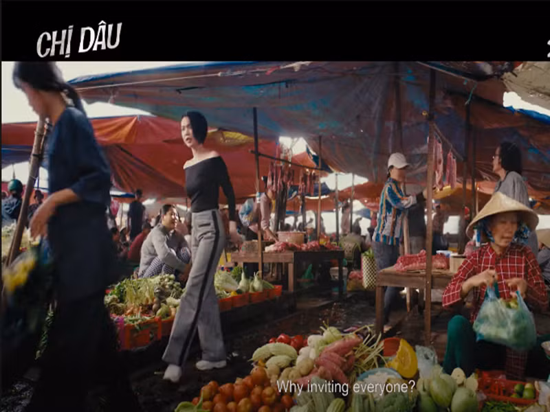 Việc Ngọc Trinh đóng phim đang gây tranh cãi. 9 tháng trước, Ngọc Trinh bị tuyên phạt 1 năm tù treo về tội Gây rối trật tự công cộng. Ảnh: Youtube CGV Cinemas Vietnam.