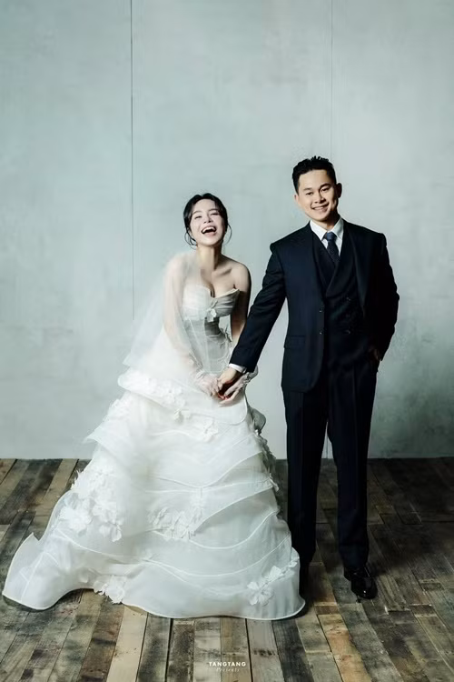 Theo Znews, vợ chồng nữ ca sĩ sẽ tổ chức lễ đón dâu từ Thái Bình đến Hưng Yên.