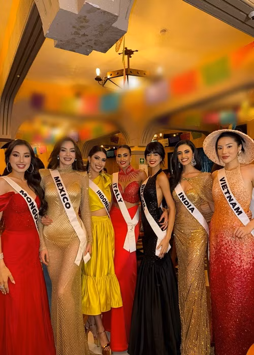 Kỳ Duyên chia sẻ khoảnh khắc thân thiết với đại diện Ấn Độ, Brazil, Italy, Indonesia, Mexico, Mông Cổ.