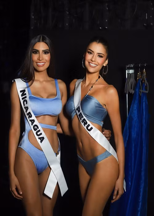 Ban tổ chức Miss Universe cũng vừa công bố loạt ảnh hậu trường bán kết. Ảnh: Fanpage Miss Universe.