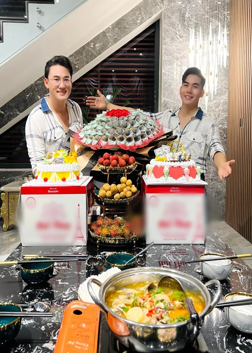 Biệt thự của Hà Trí Quang và bạn đời có 6 phòng, nội thất sang trọng. Ảnh: FB Hà Trí Quang.