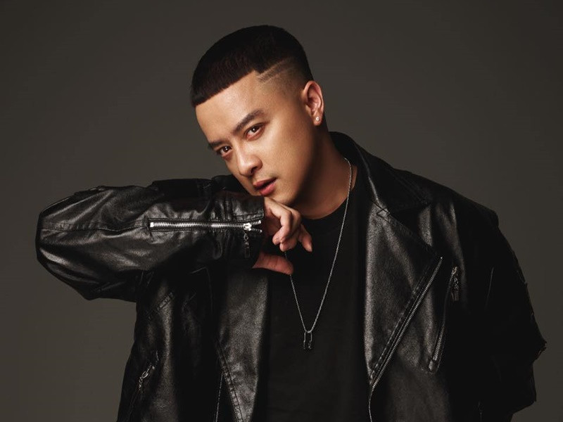 Trong cuộc phỏng vấn với Vietnamnet năm 2018, nam ca sĩ trải lòng về một cuộc tình 6 năm khiến anh “chết đi sống lại”, phải mất nhiều năm sau mới có thể yêu được người khác. Ảnh: FB Cao Thái Sơn.