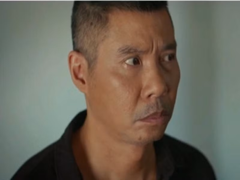 Năm 2023, trong phim Gia đình mình vui bất thình lình, nghệ sĩ Công Lý đóng vai bố của Phương (Kiều Anh đóng). Ảnh: Giao Thông.