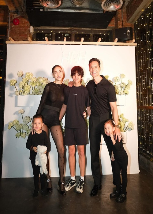 Mối quan hệ giữa Kim Lý và Hồ Ngọc Hà ngày càng gắn kết nhờ các con. Ảnh: Henrylisaleon.