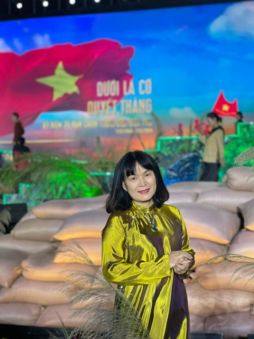 Thu Thủy từng tạm rời công việc ở VTV để du học Úc.